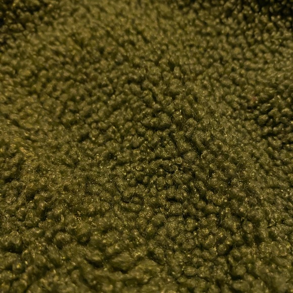 Universal Threads Green Pullover - Picture 6 of 8